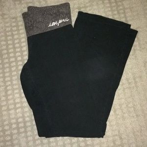 Cute Victoria’s Secret PINK Bootcut Yoga Pants